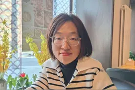 春风荐书丨第五婷婷：看繁花盛放，听历史之音，以书丈量世界和内心图片