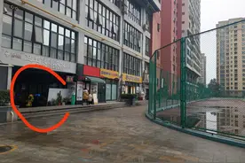 晨意帮忙丨长沙一小学周边商户摆放游戏机专供“大孩子”，家长担心易沉迷，多方回应图片