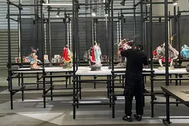 当周杰伦的《烟花易冷》变成氛围感美少女，上海这场展会的日本代表被惊艳了图片