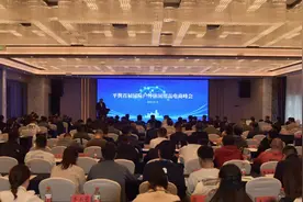 平舆：户外“精彩” 县在“出圈”图片