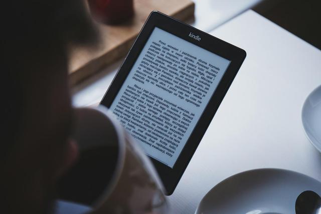 Kindle撤退后国产电纸书崛起了？电纸书还有未来吗？
