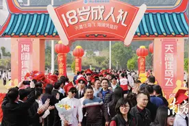 温情满满、青春洋溢！多图直击佛山高明技师学院成人礼、毕业礼图片