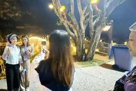 峰林布依景区展现极致传统东方美学 外籍自媒体人赞叹不已图片