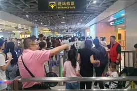 7月上海地铁日均客流1084.24万人次，环比增6.56%图片