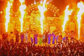 建业电影小镇开启避暑新玩法 点亮夏日夜经济图片