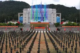 武警部队2024年度秋季新兵，开训！图片