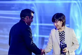 冲刺上市的Momenta，需要让“两条腿”跑得更快图片