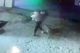 贵州老人为保护1岁孙子被恶狗撕咬，物业称疑似狗主人不承认，多方回应图片