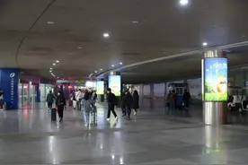 上海南站将于4月4日起试点免二次安检，下了火车，从地铁3、4号口进站，无需再次安检图片