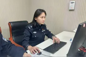 石峰这名“飞天小女警”的故事很精彩！图片