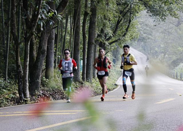 三年相约彩云之南，户外运动见证绿水青山变金山银山