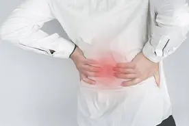 当心！腰疼背后的真凶可能是泌尿系结石｜泌尿健康日图片