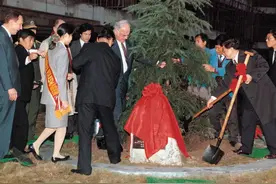 特辑丨拥有桑塔纳，走遍天下都不怕，忆上海桑塔纳2000型轿车联合开发图片