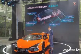 兰博基尼首款混动“大牛”华南发布，一年后才能交车图片