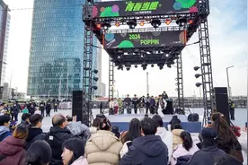 郑东新区：2025龙湖金融岛跨年夜最强攻略来袭，请您查收图片