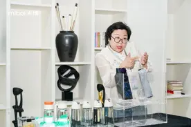 在无声直播间里做世界的“桥梁”！合肥籍听障女主播励志经历引关注图片