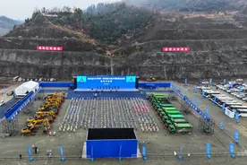 四川达州集中推进360个重大项目 其中宣汉共有32个重大项目启动图片