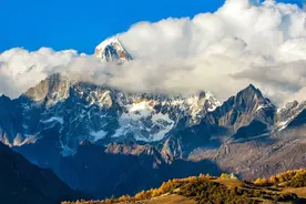 看腻了城里的月光，中秋自驾赏月去哪里？这7个地方了解一下｜封面天天见·封火轮图片