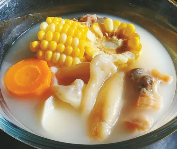 花胶玉米排骨汤的功效 2026年花胶玉米排骨汤的功效与禁忌 花胶玉米排骨汤的功效 2026年花胶玉米排骨汤的功效与禁忌