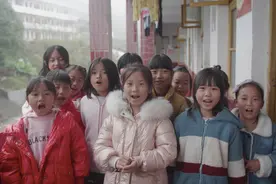 帮山区儿童实现洗澡自由！她在双11卖公益商品，为1200名孩子建起热水澡房图片
