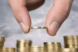 资管元年资金“角色”再切换！银行净值产品赎回变慢，理财经理年末想离职图片