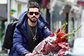 一年内5辆豪车被偷，知名男星怒换电动自行车上街图片