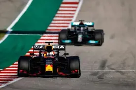 F1最后五轮ALL IN！梅奔和红牛还有多少牌可打？图片