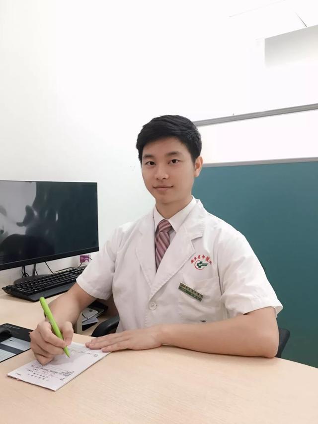 花胶红枣排骨花生汤的做法 2026年花胶红枣排骨花生汤的做法窍门