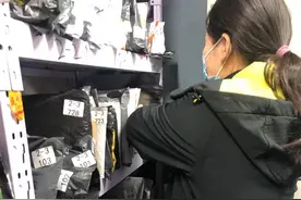 空包裹充斥驿站 记者调查：“双11”前有商家疯狂刷单 日销售超2万单图片