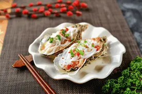 这季节大蚝肥啦，“蚝”美“蚝”鲜甜！图片