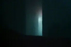 这个小女孩长大了，曾经发生在她身上的故事仍然让人泪目图片