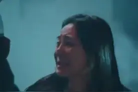 坠楼瞬间，27岁的消防员用自己的血肉之躯当成孩子的保护垫……图片