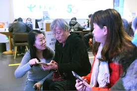 破除“数字鸿沟”精准降费提质，江苏通信行业为民办好“贴心事”图片