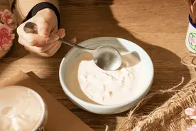 酸奶过期也没啥问题？喝不得图片