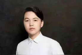 “一个专升本的学生干了博士生的活”95后“回炉再造”成功研发工业级3D打印设备图片