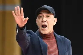 篮球——CBA第一阶段：新疆伊力王酒不敌时代中国广州图片