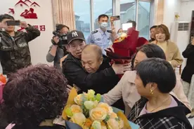 跨越64年的兄弟重逢 65岁鞍山老人1500公里外找到亲人图片