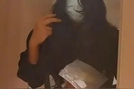 拘留！男扮女装混入女厕，被网络大V当场逮住图片