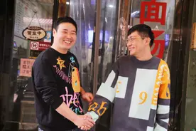 一碗面付了2700元的“大方”顾客现身了！对错付款竟浑然不知图片