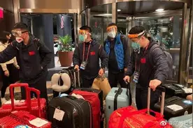 樊振东随国乒抵达休斯敦图片