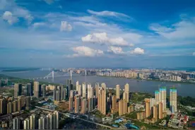 武汉中心城区将对这些人群取消落户限制图片