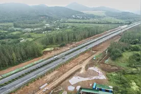 芜湖至南京高速扩容成双向八车道 宁芜高速马鞍山段“四改八”已动工图片