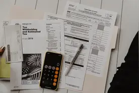 理想主义者自救指南图片