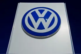 桑塔纳陷停产风波，一代神车触“电”求生？图片