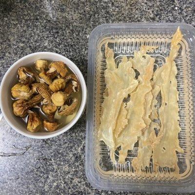 花胶煲姬松茸 2026年花胶姬松茸煲鸡汤的做法 花胶煲姬松茸 2026年花胶姬松茸煲鸡汤的做法