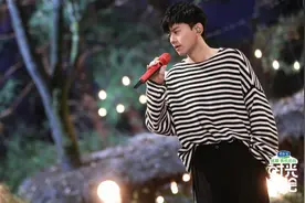 出道17年，张杰《时光音乐会》分享与谢娜10年感情故事图片