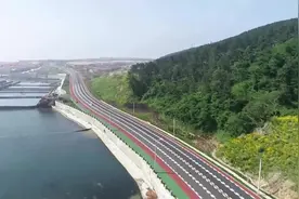 这就是山东·云上打卡最美海岸线丨一路沿海而行！来荣成最美彩虹路感受“诗和远方”图片