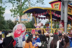 遇见玲娜贝儿图片