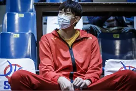 中国男篮本周末世预赛两战日本队，周琦恐无奈缺席图片