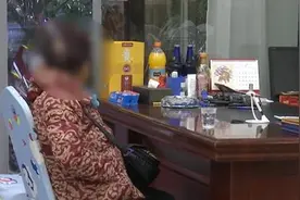 贵阳七旬老人过生日，餐馆质疑没付钱！老人：我真的给了图片